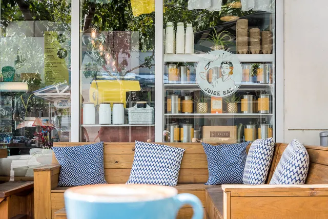 Jessie's Juice Bar Cafe, Camana Bay