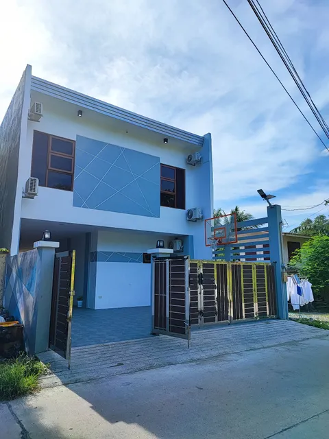 Beachfront Vacation Villa