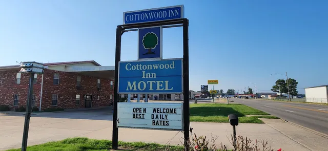 Cottonwood Inn Motel