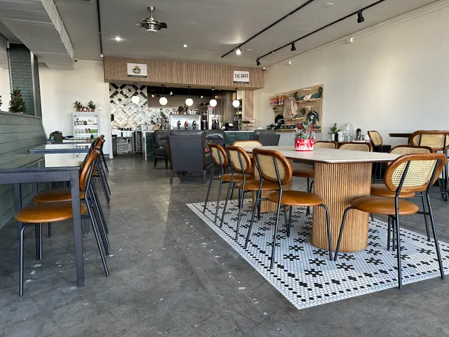 The Oaks Coffee & Creative Co.