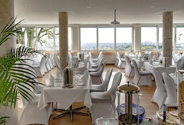 Opelbad Restaurant - Wiesbaden