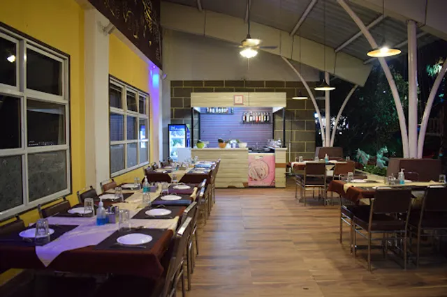 KK's Kitchen Family Restaurant