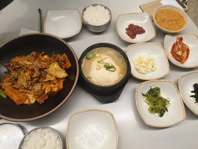 숨쉬는순두부 대구침산점