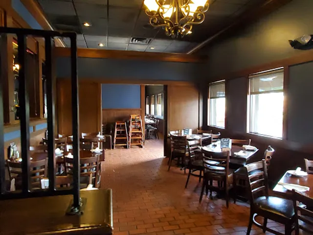 Wood-n-Tap - Southington