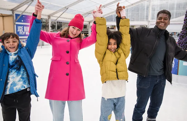 Ice Rink Canary Wharf