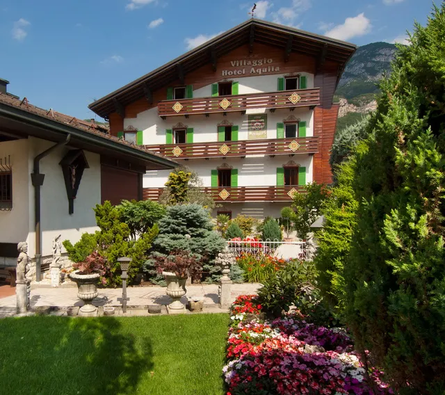 Village Hotel Aquila
