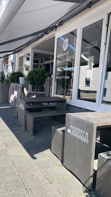 PINOTECA PIZZA PASTA VINOBAR