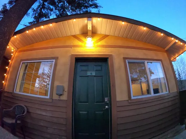 Alpenrose chalets and cabins Golden BC