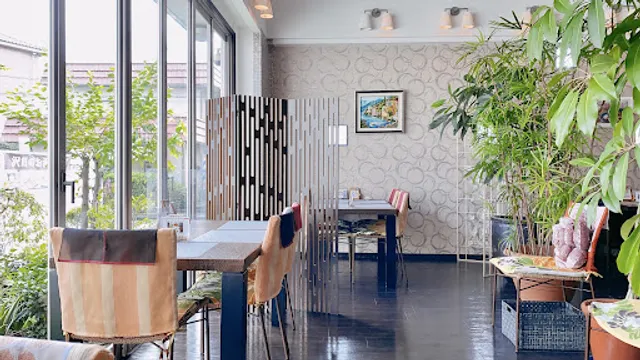 ビストロ アマーティ