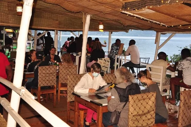 Lakeside Bar Beach & Restaurant