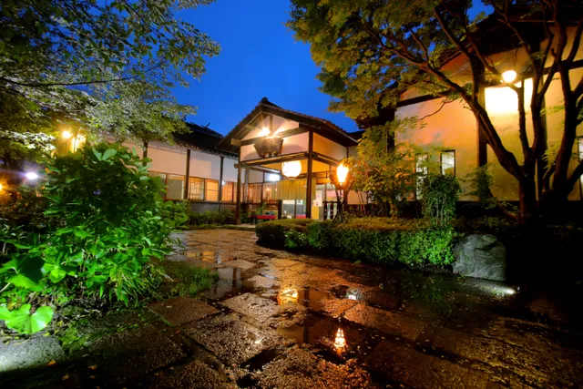 Sakurasakura Hot Spring