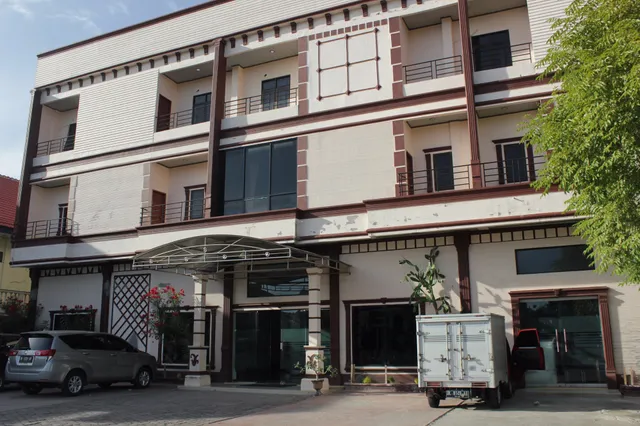 OYO 3184 Grand Blang AsanNearStadion Kuta Asan