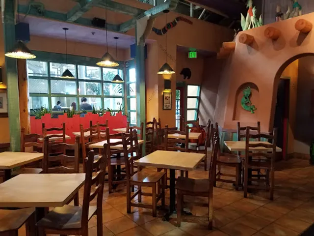 Dos Coyotes Border Cafe