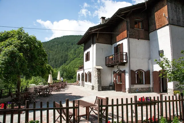 Chalet sul lago Hotel a Moncenisio -Piemonte-