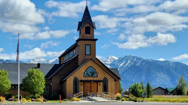 Holy Family Catholic Church