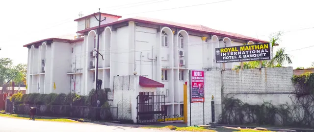 Hotel Royal Maithan International