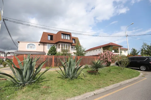 Semeynyye Apartamenty Na Dibrova