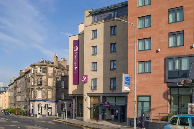 Premier Inn Edinburgh Central (Lauriston Place) hotel