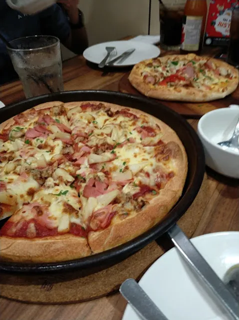 Pizza Hut
