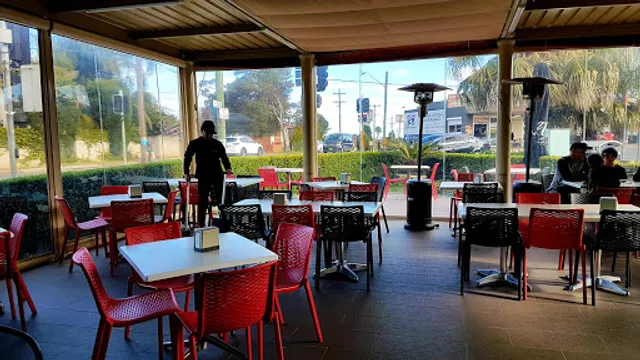 La Mono Merrylands | Charcoal Chicken & Lebanese Cuisine
