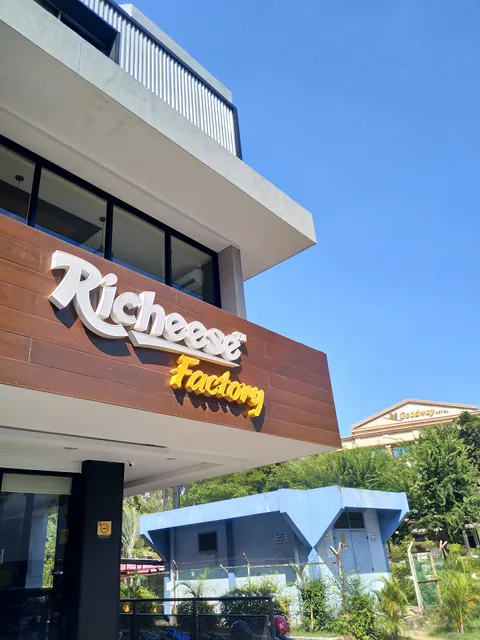 Richeese Factory Imam Bonjol Batam