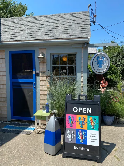 Beetlebung, Menemsha Location