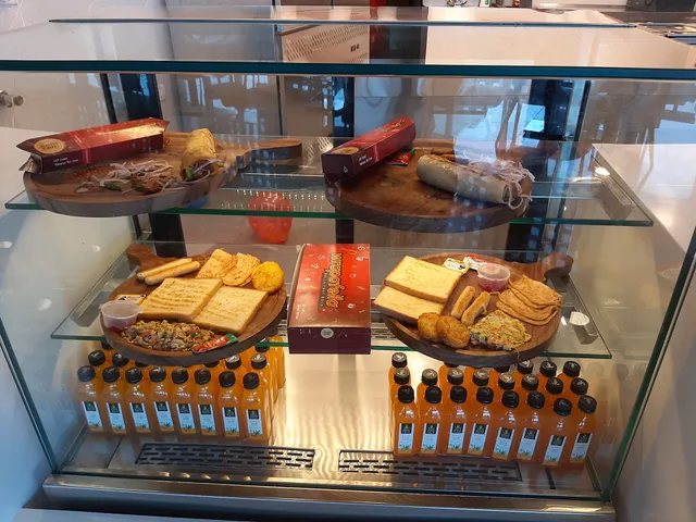 Wrapafella Mumbai Domestic