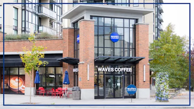 Waves Coffee House - City Point