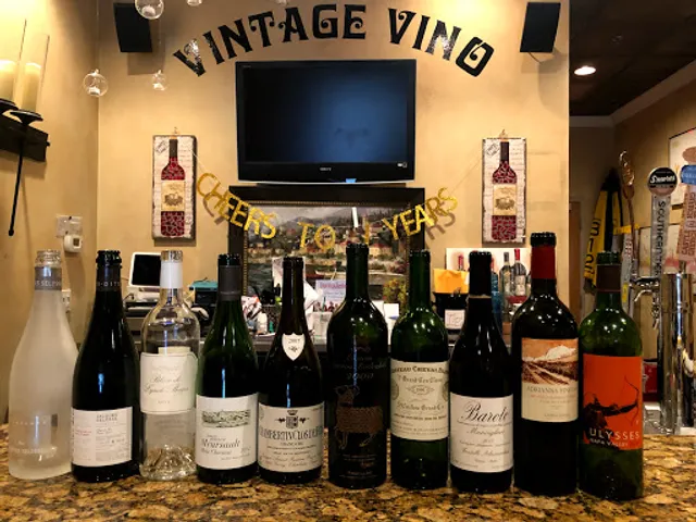 VINTAGE VINO