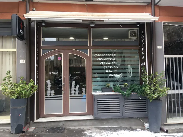 La bottega del caffè