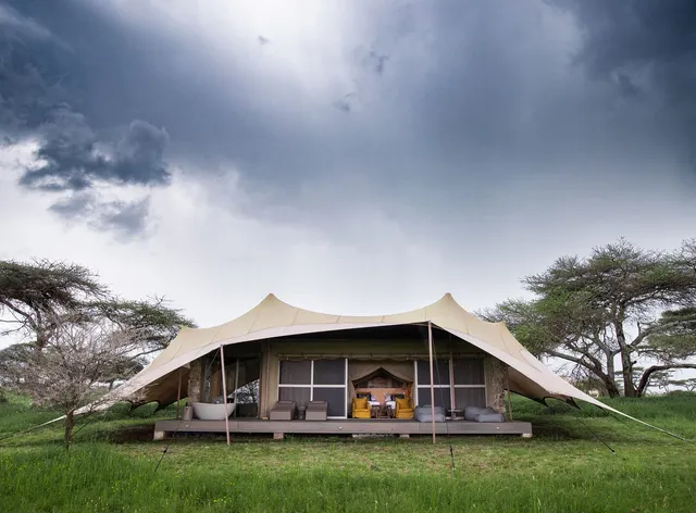 Namiri Plains Camp