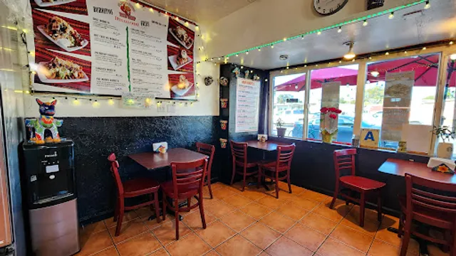 El Papas Fritas Taco Shop