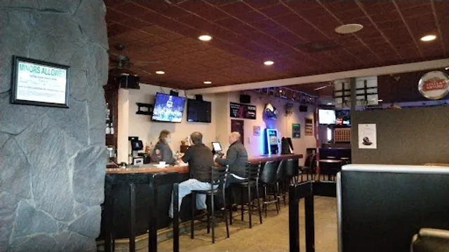 AJ's Hideaway Bar & Grill