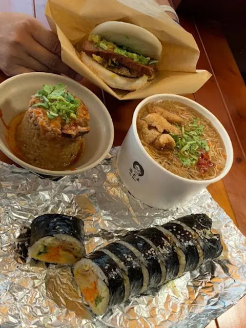 溫老木蔬食-高雄店