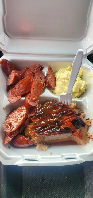 Mama's Texas Smokehouse