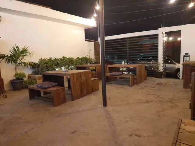 CASA MIA RESTAURANTE