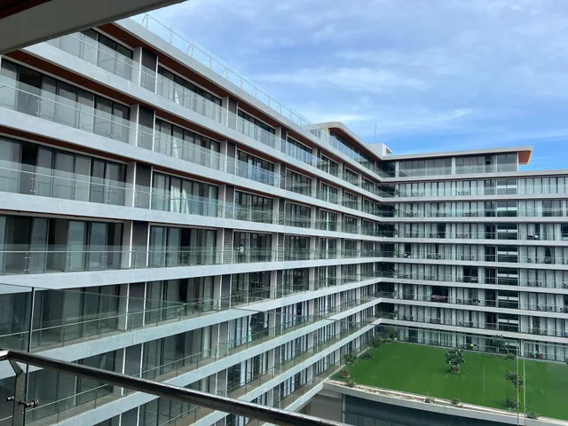 Khách sạn Golden House