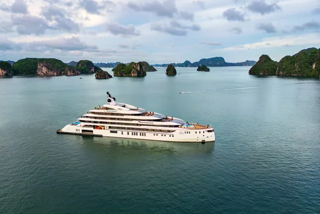 Grand Pioneers Halong Bay Cruise