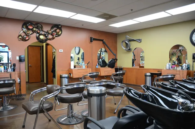 Scottie's Cut & Color Specialists, INC