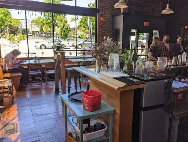 The Grocery Cocktail & Social