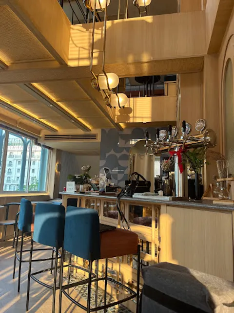 FIRST AID KISS CAFE & WORKSHOP @ Thonglor