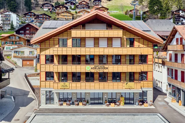 Apart Hotel Ferienwohnungen Adelboden am Dorfplatz