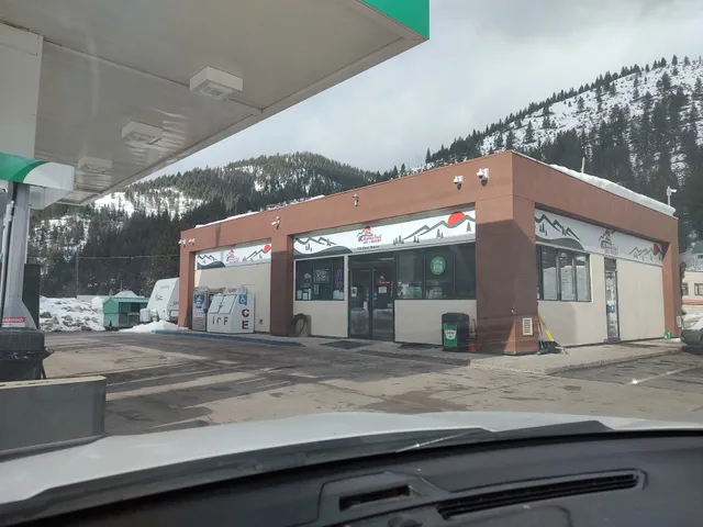 Mullan Trail Gas N Grocery
