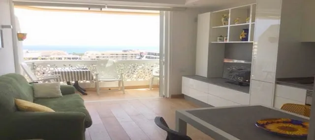 Playa Honda Holiday Flat