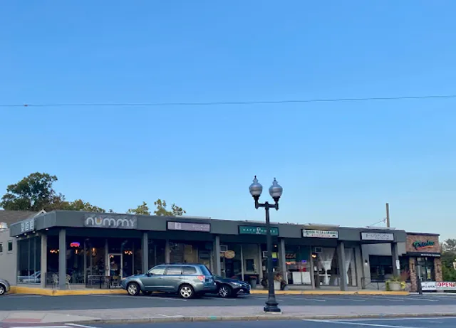 Elmwood Pizza & Grinders