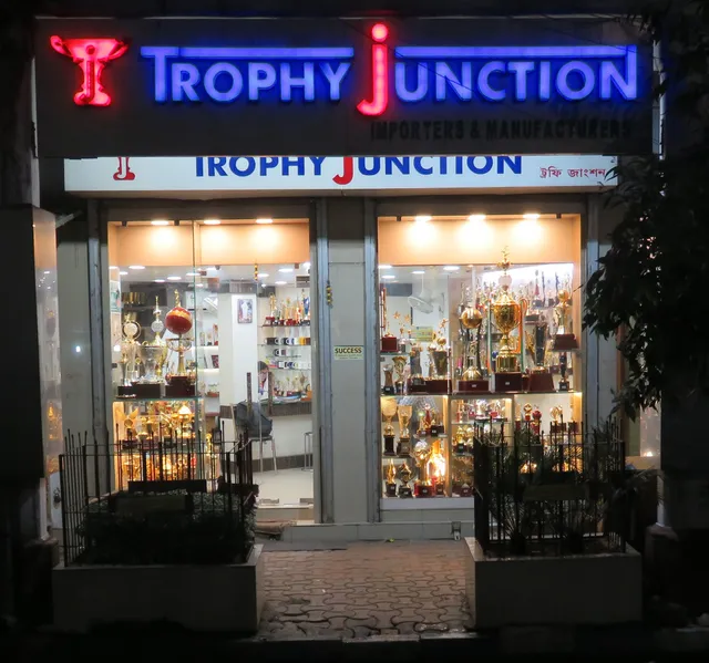 Trophy Junction