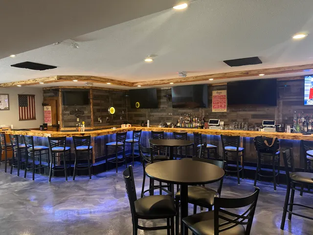 Shotzys Country Rock Bar 2