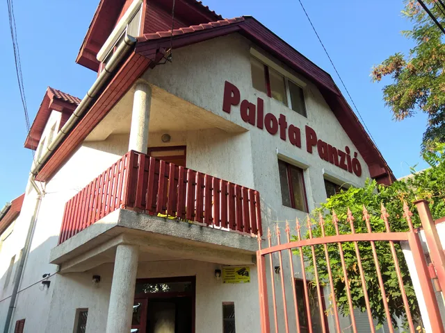 Palota Panzió
