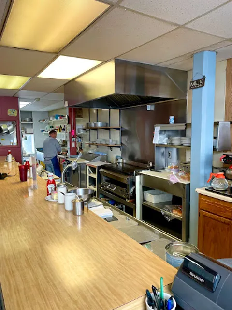 19 Main Street Luncheonette