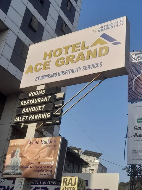 Collection O Hotel Ace Grand